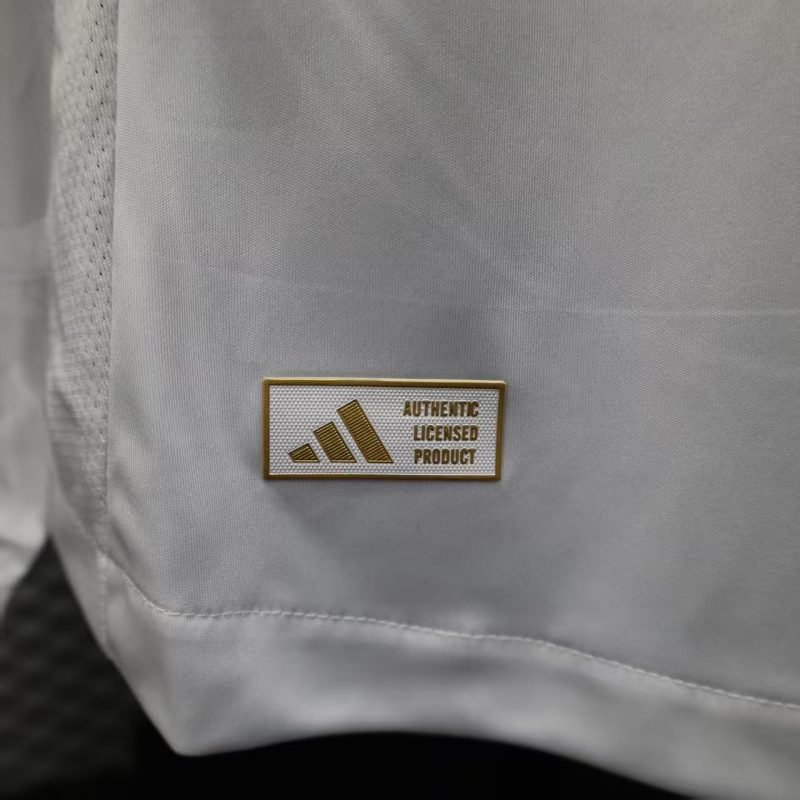 Liverpool away 2025/26