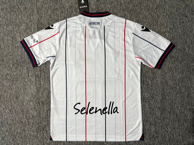 Bologna away 2025/2026