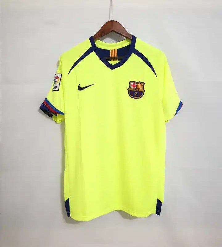 Maglia-Barcellona-2005-06-Away.jpg